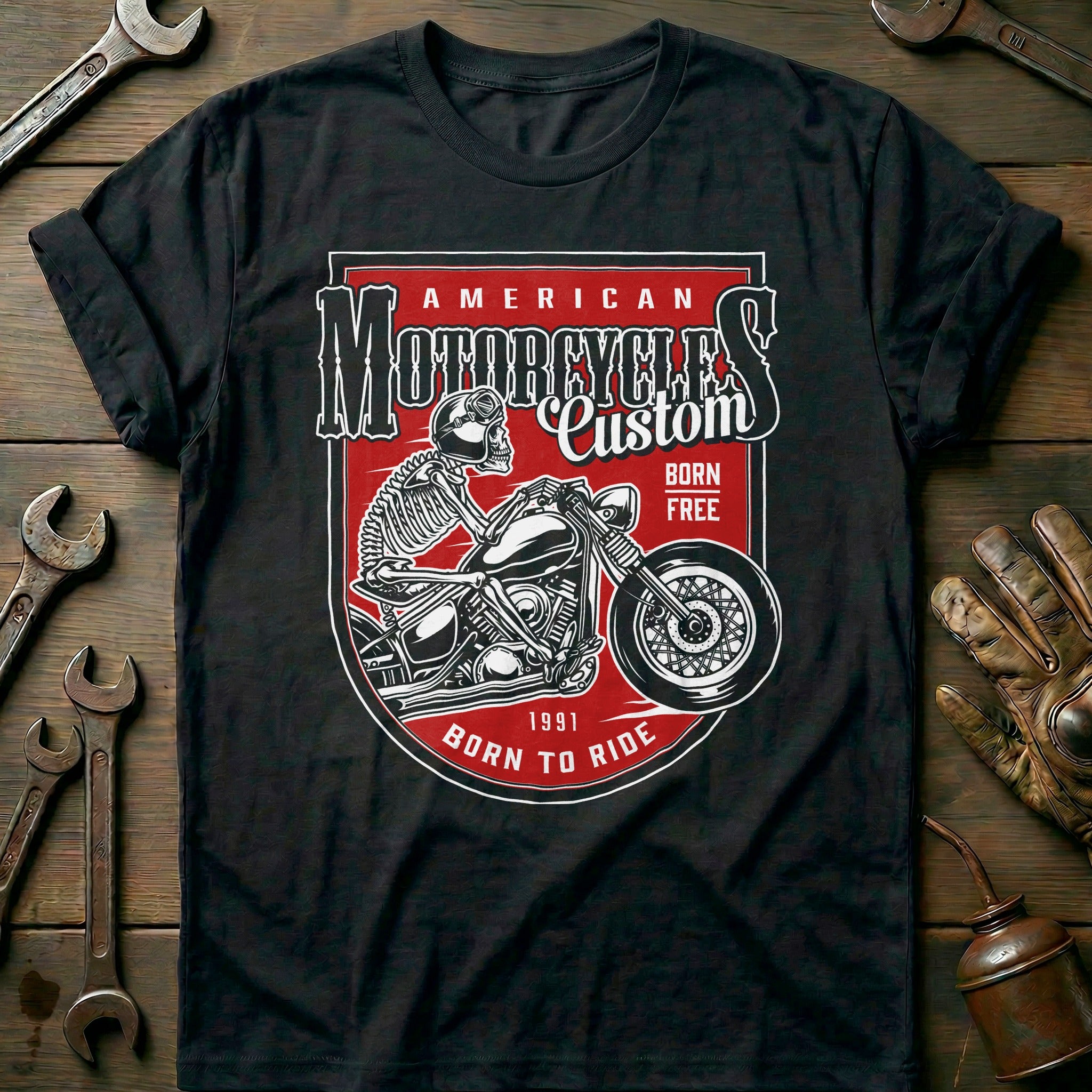 Black - american born free T Shirt