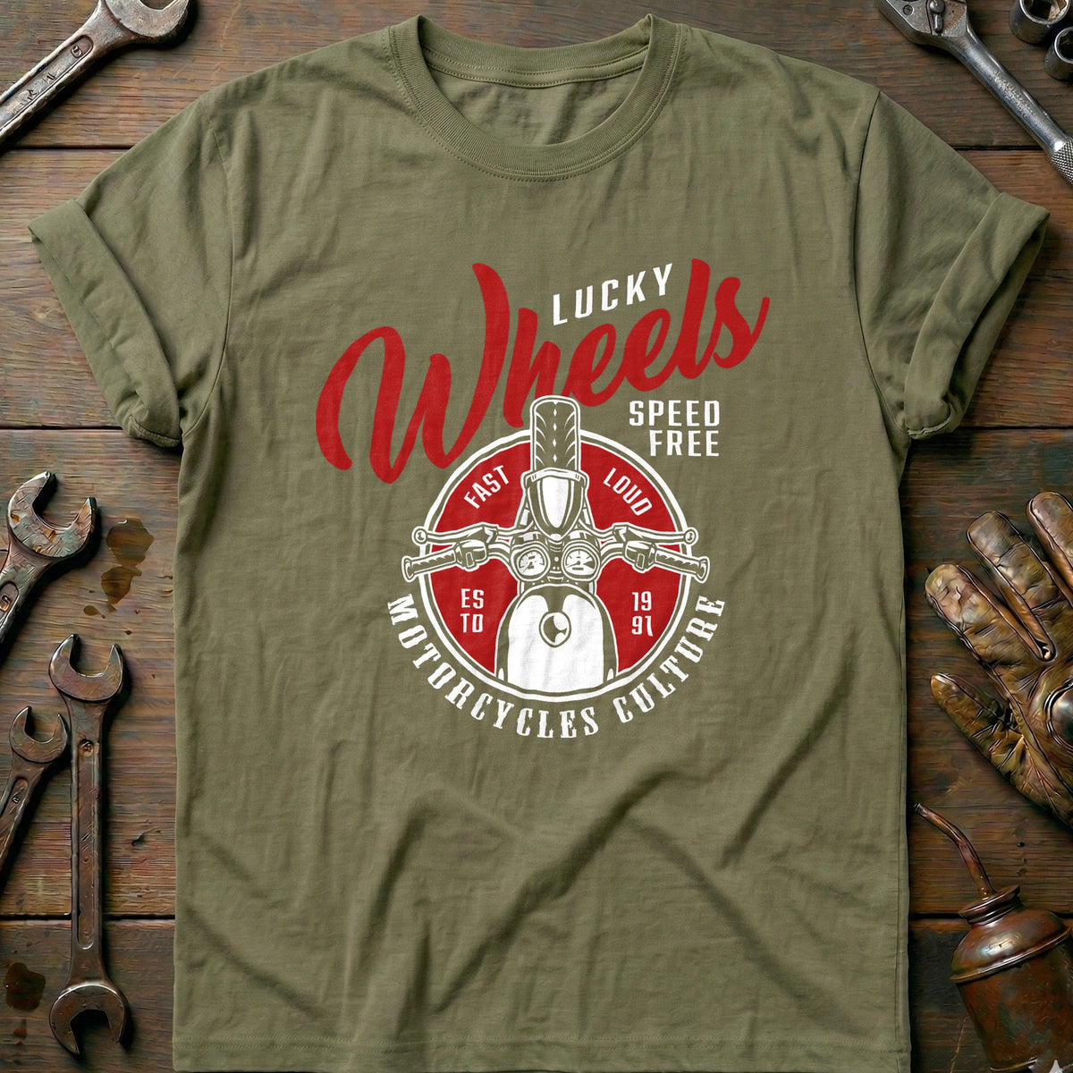 Olive - lucky wheels vintage T Shirt